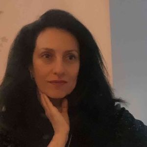 Meet your Posher, Irina